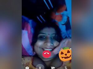 Exclusive- Horny Indian School Teacher Showing Her Boob On Video Call