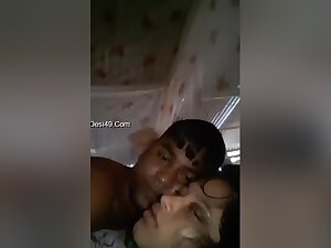Today Exclusive- Desi Lover Kissing And Fucking