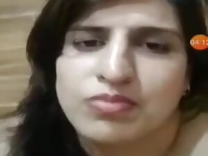 Lahore Bhabhi Nude Video Call