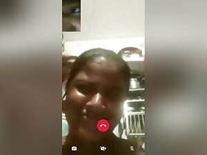 Today Exclusive-tamil Cheating Wife Showing Pussy To Lover