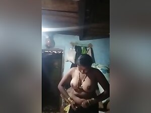 Tamil Girl Show Nude Video To Boy Friend