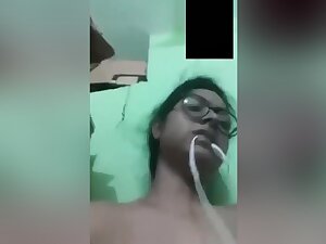 Today Exclusive- Sexy Bangla Girl Showing Her Big Boobs