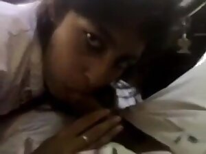 Desi Muslim Chotibahen Se Baiyya Ne Lund Chusvaya Car