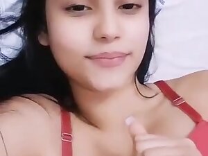 Cute Sexy College Girl Showing Her Nude Body