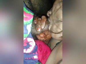 Today Exclusive- Desi Shy Bhabhi Blowjob
