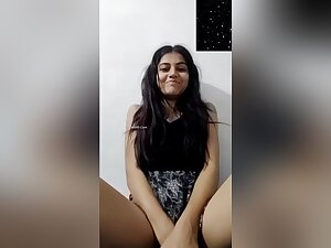Shy Indian Girl Shows Her Pussy On Vc