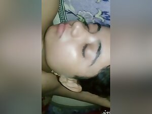 Exclusive- Sexy Indian Girl Boobs And Pussy Capture By Lover