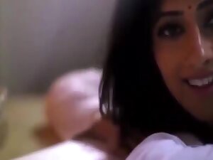 Shy Indian Punjabi Girl Pussy