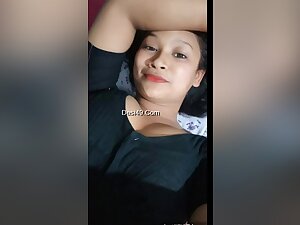 Boudi Shows Her Boobs And Pussy