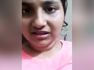 Sexy Mallu Girl Showing Her Boobs Part 2