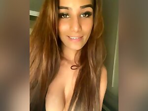 Poonam Pandey - First On Net 3 Jan Live