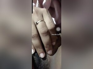 Today Exclusive- Horny Desi Girl Showing Her Pussy On Video Call Part 3