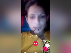 Today Exclusive- Sexy Bihari Girl Showing Her Boobs On Video Call Part 7