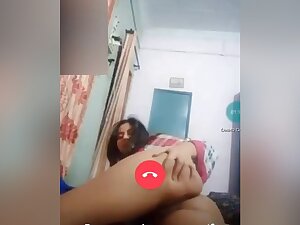 Paki Girl Showing Her Ass And Boobs On Vc Part 2