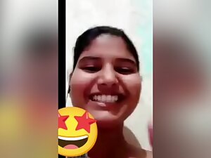Beautiful Desi Girl Showing On Videocall