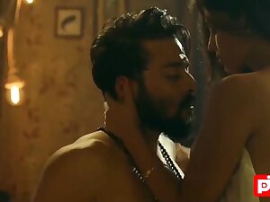 Desi Bhabhi Ro Rhi Hut Dete Hue Jabki Uska Pati Dekh