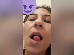 Horny Desi Housewife Masturbation