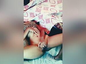 Divya Jab So Ke Uthii To Bht Hawas Me Thi