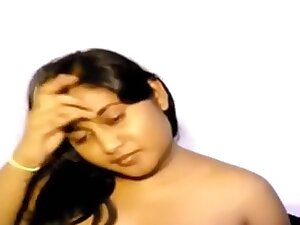 Chubby Indian hotty on web camera playing with choot