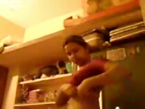 Kavitha Sharma Dress Change Completely Captured Without Her Knowledge