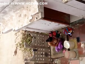Padosan Ka Nanda Shower
