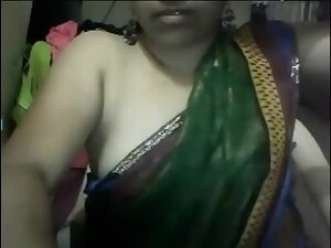 40yr old Sexy Desi Aunty Dances and Plays on Webcam