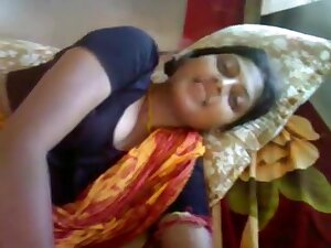 Sexy Bengal Boudi In Bed