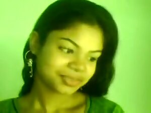 Desi Cute Girl Showing Boobs And Press By Bf
