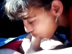 Gypsy slut Sucking Cock