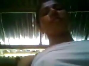 Desi Bhabhi Showing Soaked Boobs n Fingering