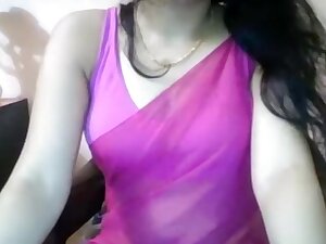 Romantic Indian Aunty On Cam
