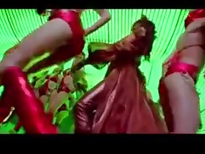 Deepika Psdukone Hot Indian Actress