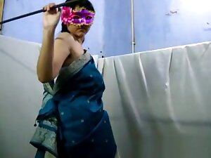 Big Breasted Indian MILF Savita Bhabhi