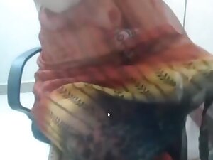 desi girl showing her boobs in cam