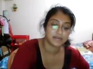 Desi babe showing on cam - 2