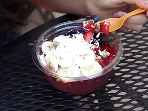 Wonder Woman and Supergirl (Attractive)