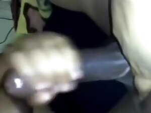 Busty Indian amateur broad gives a vivid handjob